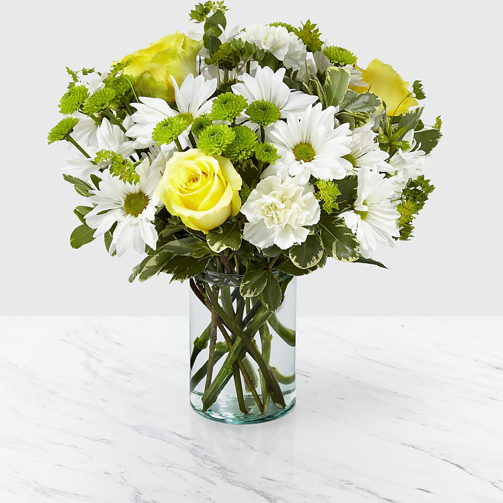 Happy Day Bouquet – Floreria Principe De Paz Llc, Somerset NJ