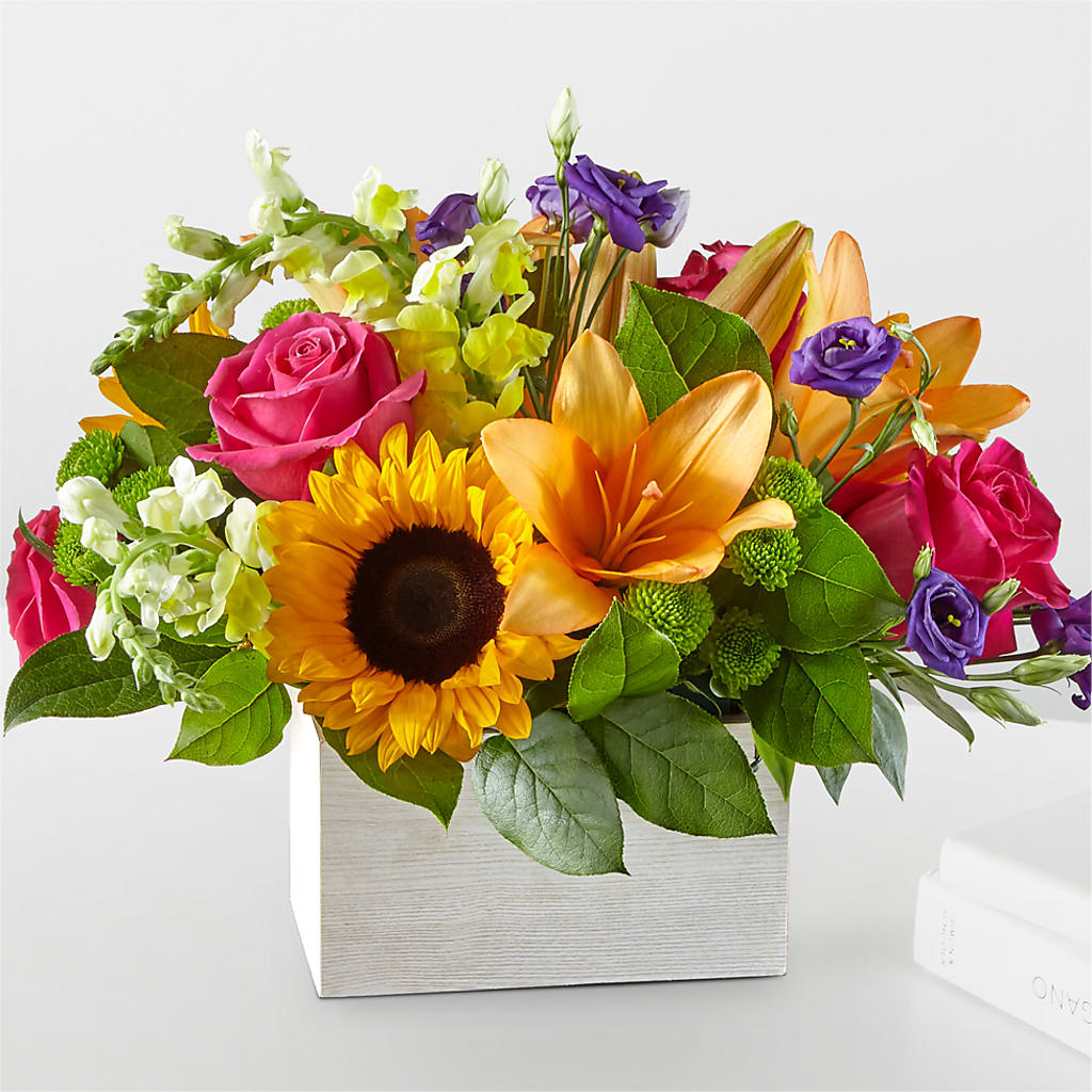 Best Day Box Bouquet – Floreria Principe De Paz Llc, Somerset NJ