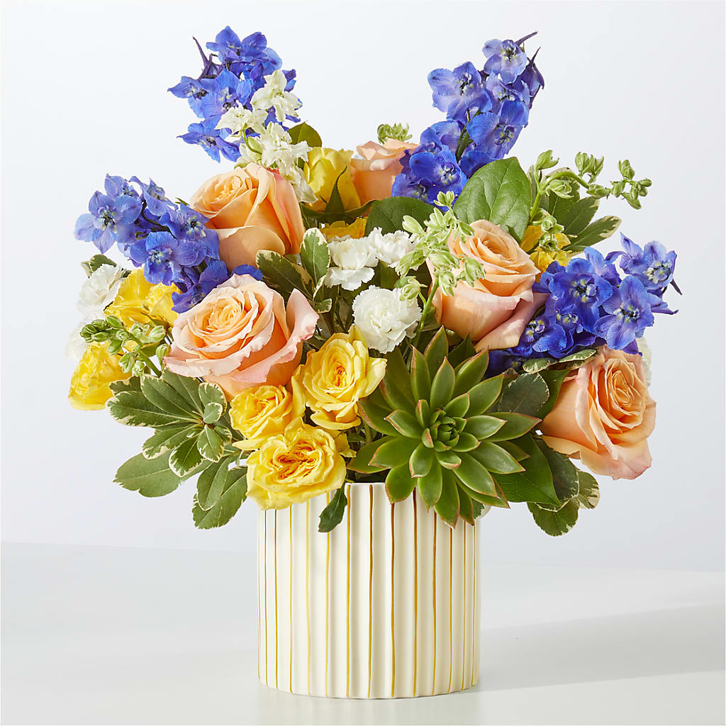 Cobalt Reverie Bouquet – Floreria Principe De Paz Llc, Somerset NJ