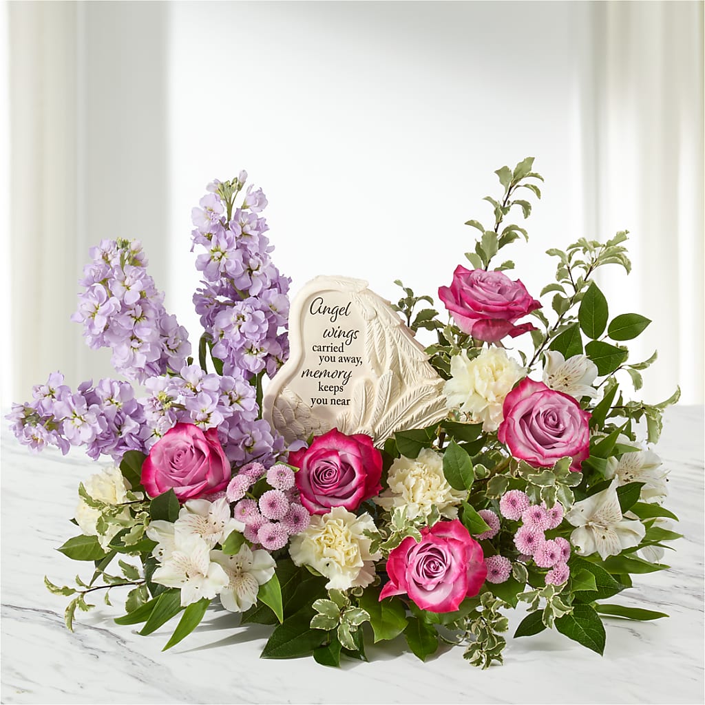 In My Heart Arrangement – Floreria Principe De Paz Llc, Somerset NJ