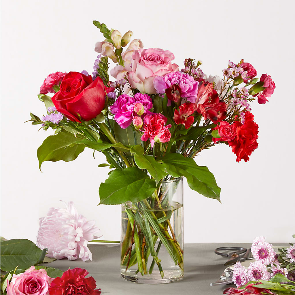 Regal Jewel – A Florist Original – Floreria Principe De Paz Llc, Somerset NJ