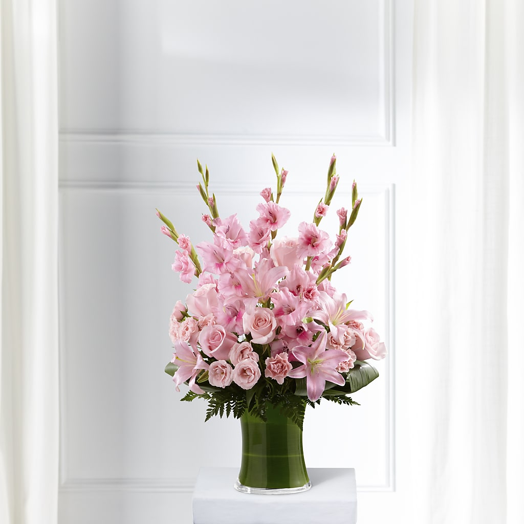 Lovely Tribute Bouquet – Floreria Principe De Paz Llc, Somerset NJ