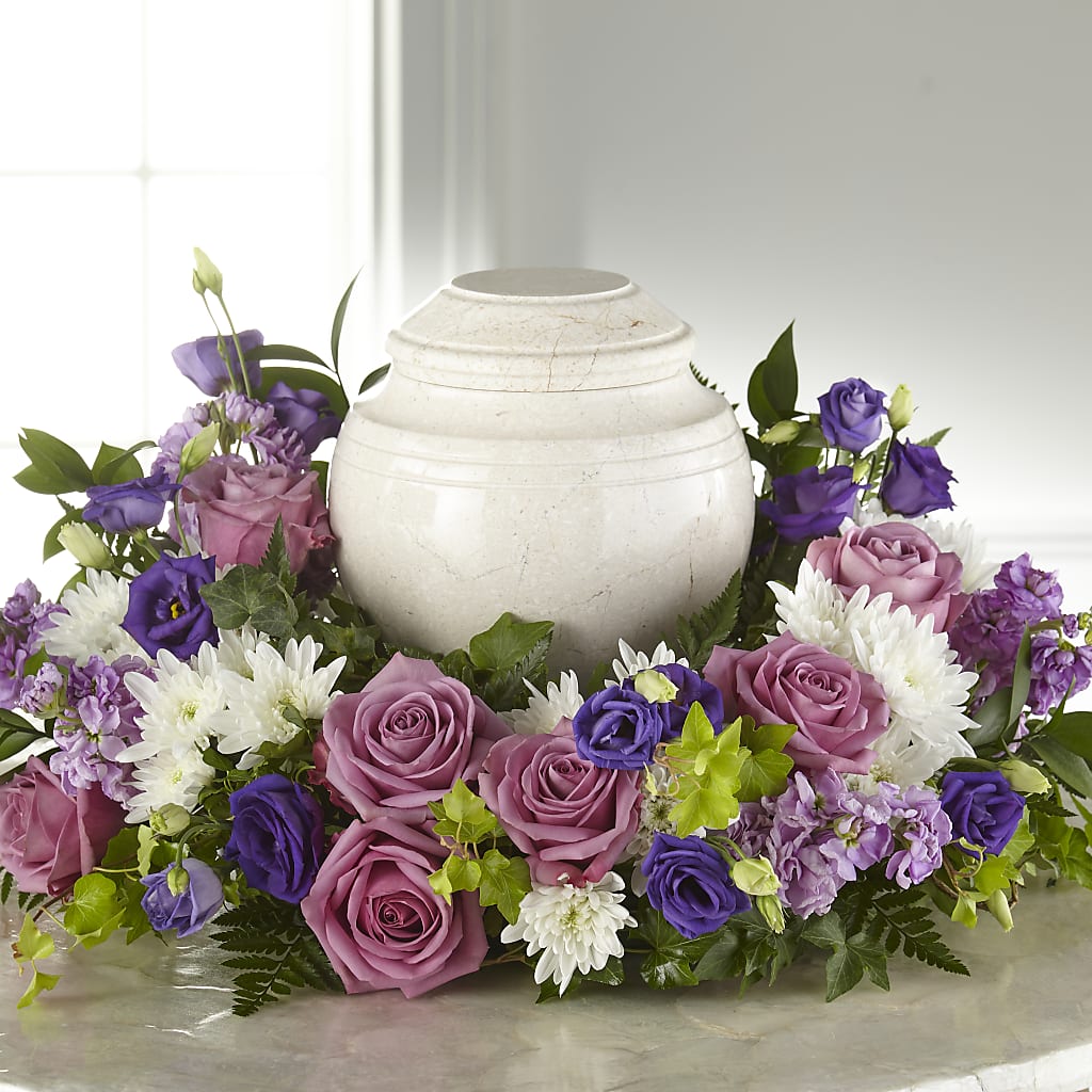 Blooming Sympathy Cremation Adornment – Floreria Principe De Paz Llc, Somerset NJ