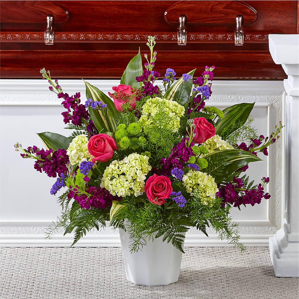 Beautiful Horizons Floor Basket – Floreria Principe De Paz Llc, Somerset NJ