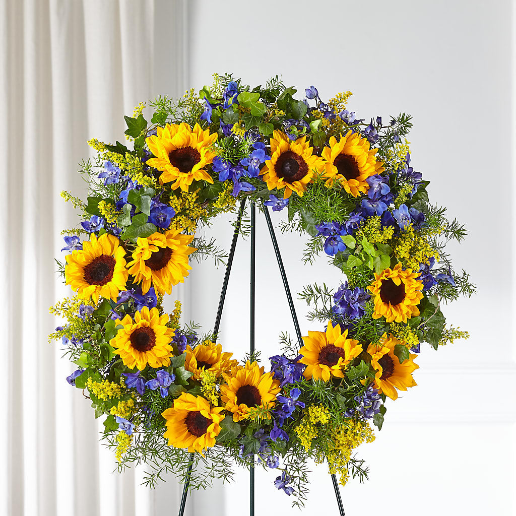 Bright Rays Wreath – Floreria Principe De Paz Llc, Somerset NJ