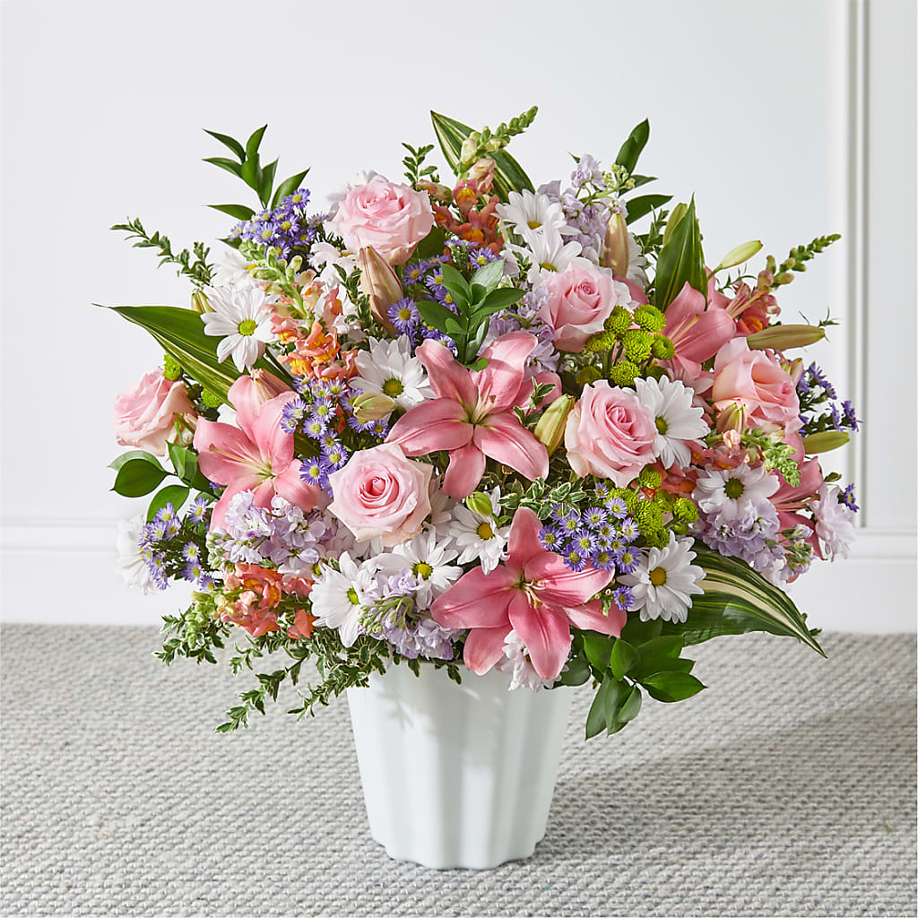 Abundant Compassion Floor Basket – Floreria Principe De Paz Llc, Somerset NJ