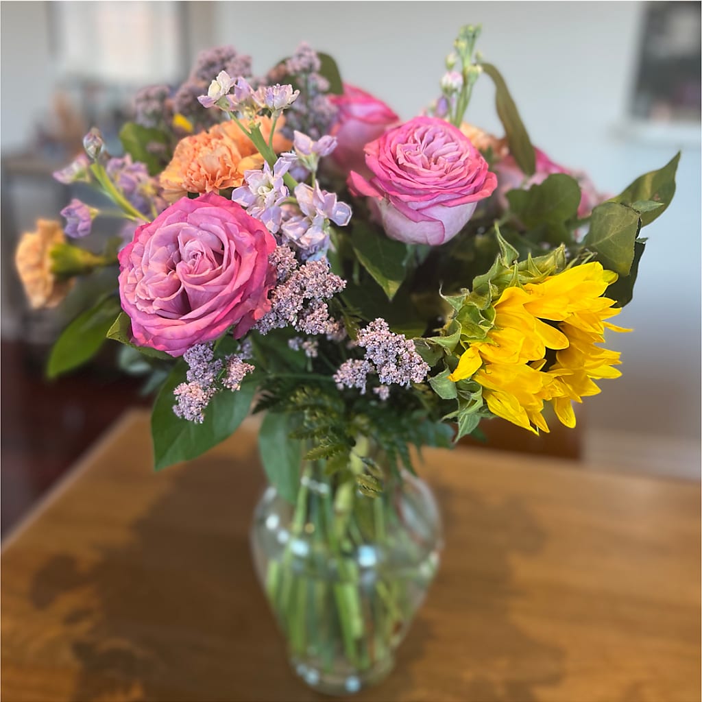 Yellow Brick Road Bouquet – Floreria Principe De Paz Llc, Somerset NJ