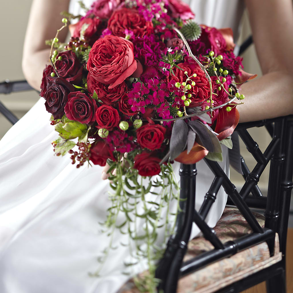 Pure Grace Bouquet – Floreria Principe De Paz Llc, Somerset NJ