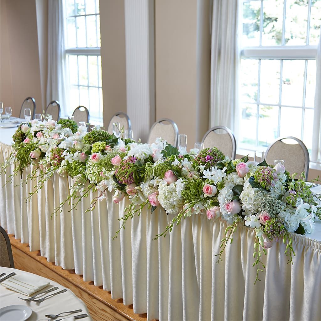 State of Joy Head Table Arrangement – Floreria Principe De Paz Llc, Somerset NJ
