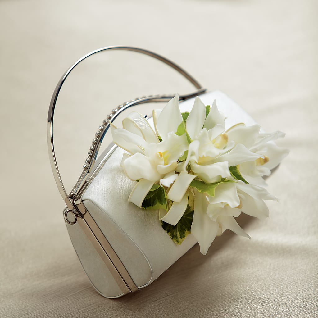 White Purse Decor – Floreria Principe De Paz Llc, Somerset NJ