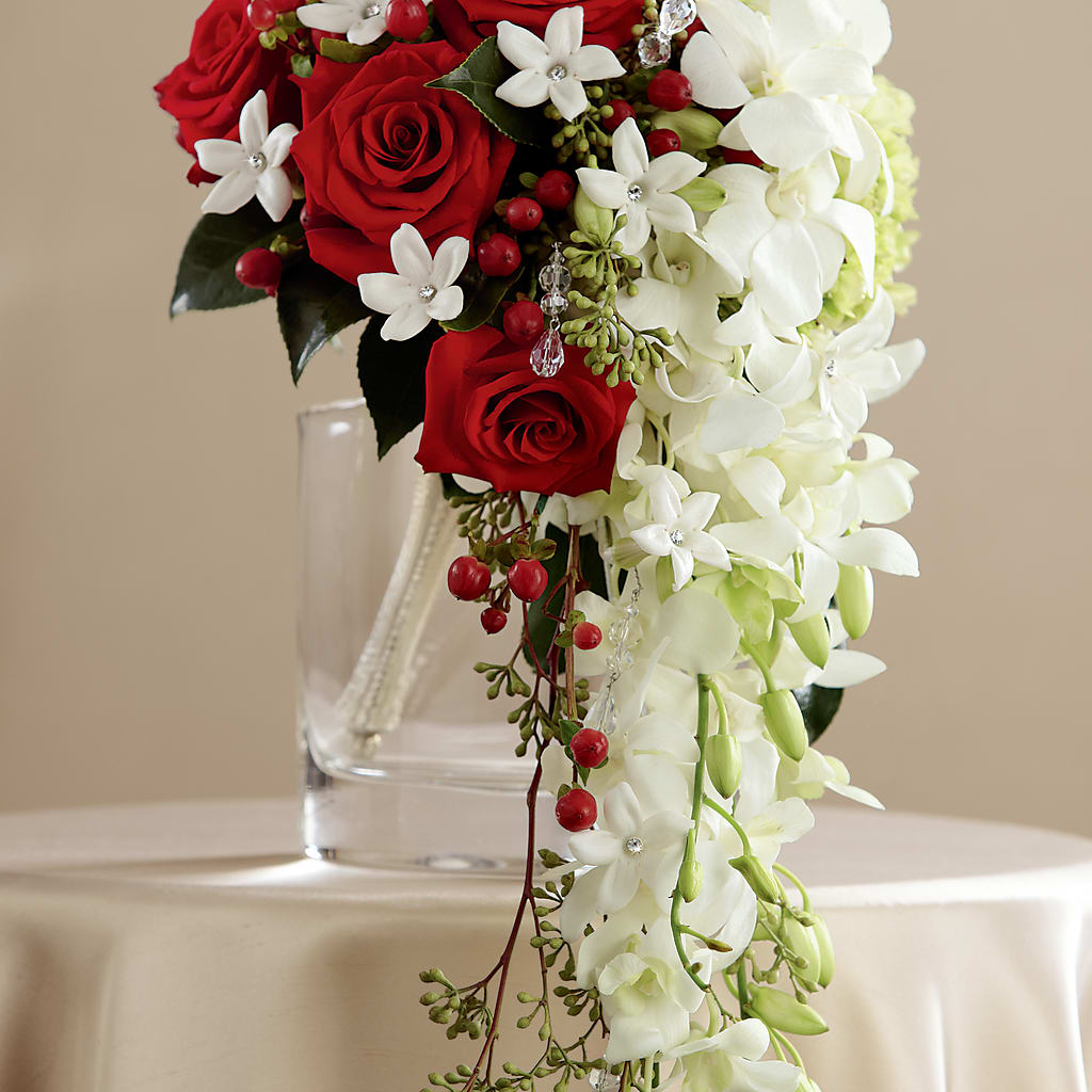Here Comes the Bride Bouquet – Floreria Principe De Paz Llc, Somerset NJ