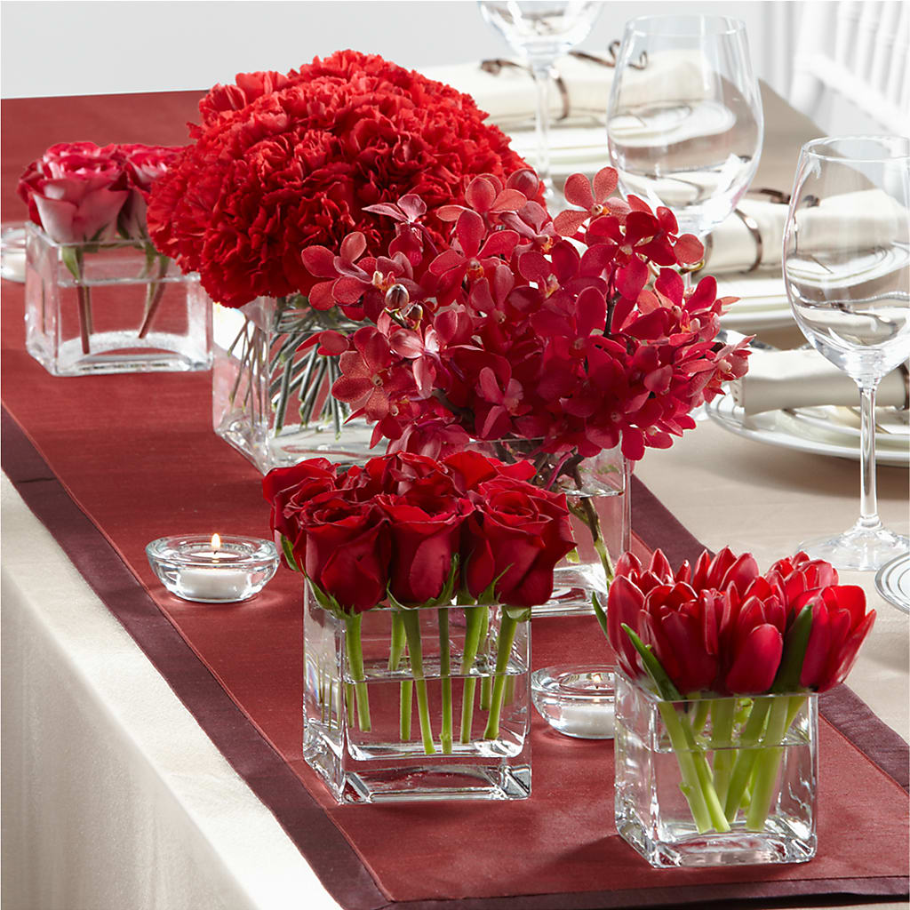 Modern Grace Centerpiece – Floreria Principe De Paz Llc, Somerset NJ
