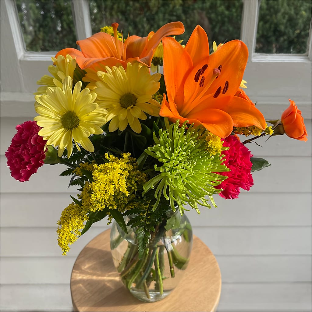 Bold & Bright – A Florist Original –  Floreria Principe De Paz Llc, Somerset NJ