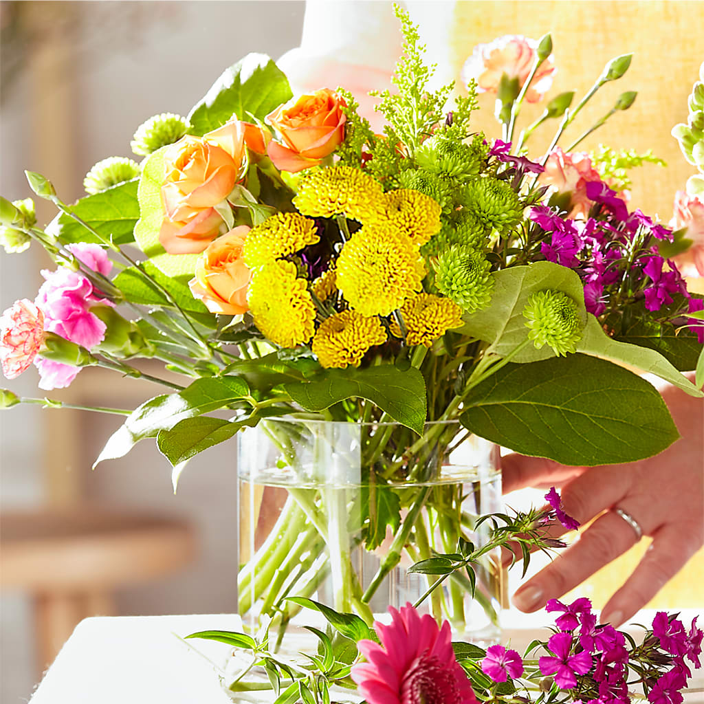 Bold & Bright – A Florist Original –  Floreria Principe De Paz Llc, Somerset NJ