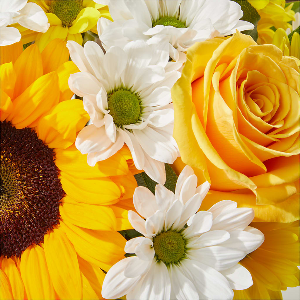 Be Happy Bouquet –  Floreria Principe De Paz Llc, Somerset NJ