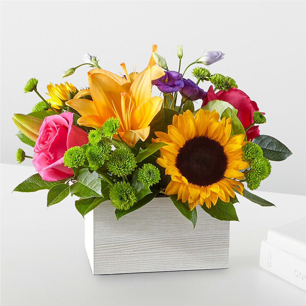 Best Day Box Bouquet –  Floreria Principe De Paz Llc, Somerset NJ