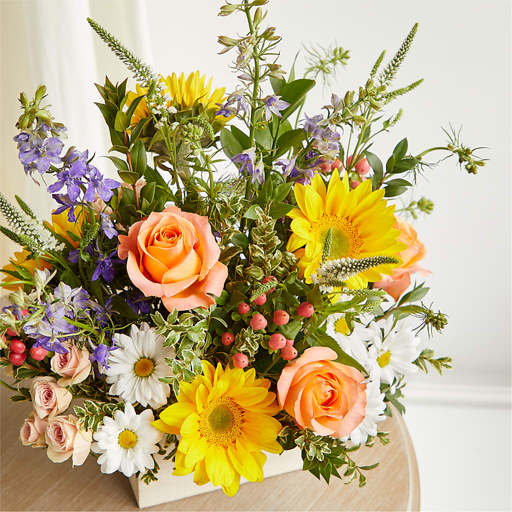 The Good Life Bouquet –  Floreria Principe De Paz Llc, Somerset NJ