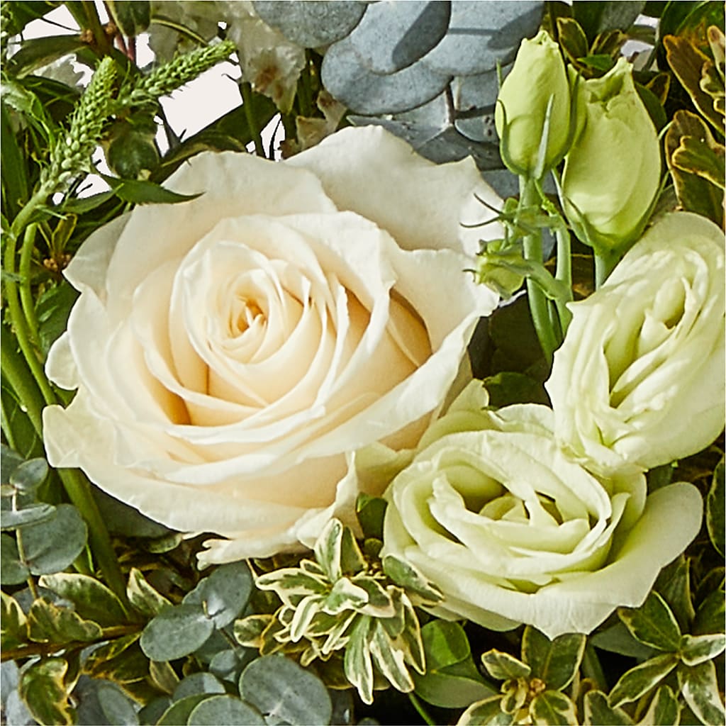 Cashmere Bouquet –  Floreria Principe De Paz Llc, Somerset NJ