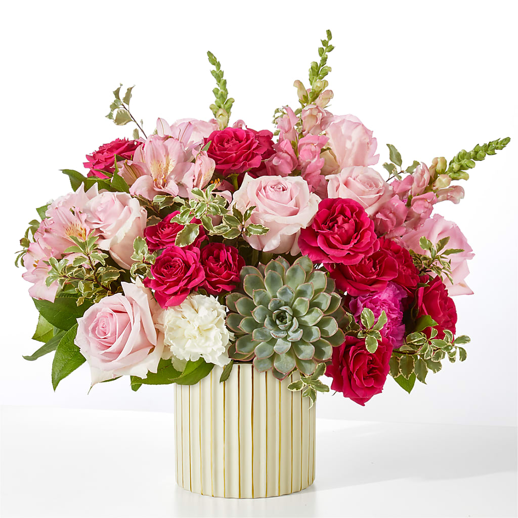 Magenta Musings Bouquet –  Floreria Principe De Paz Llc, Somerset NJ