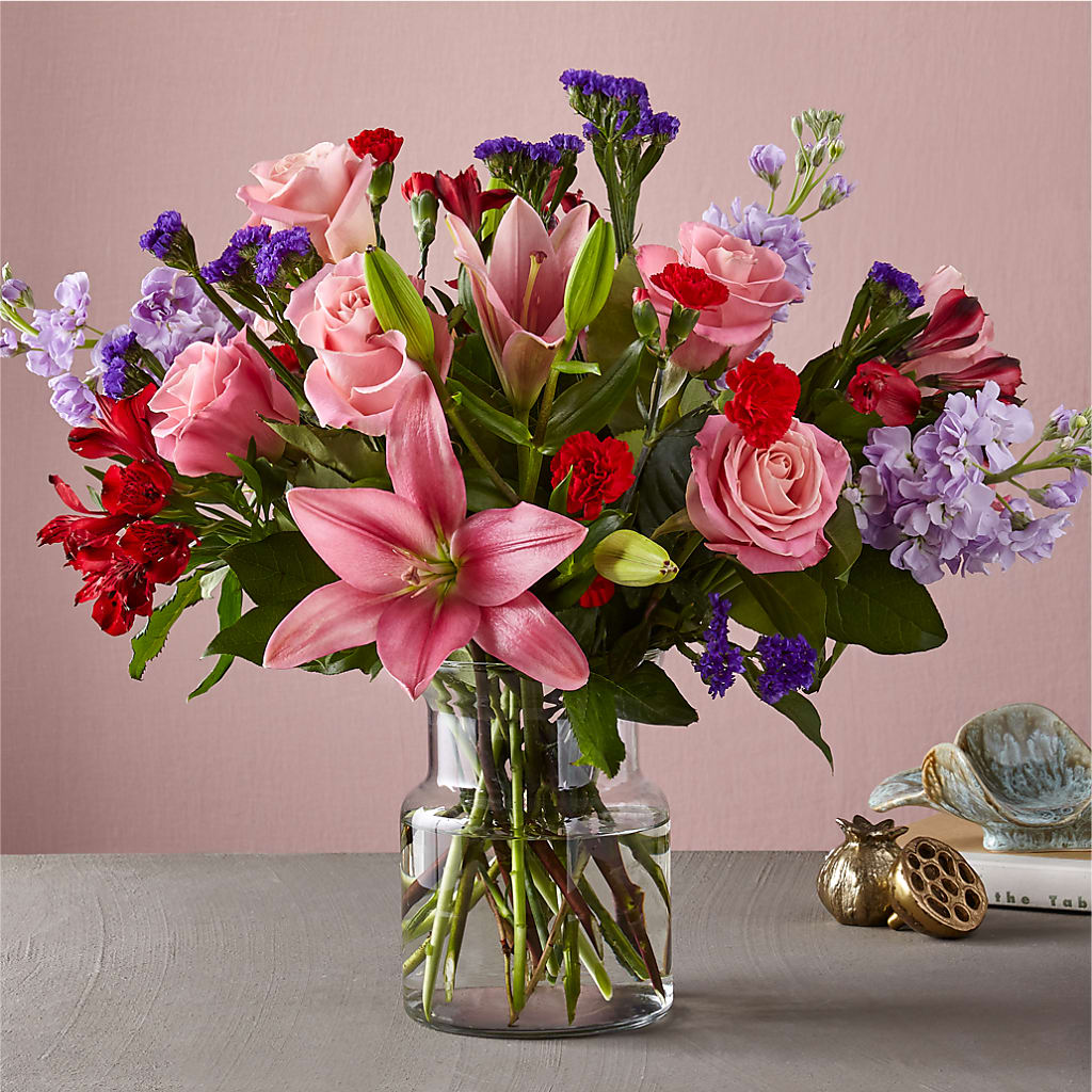 Romantique Bouquet –  Floreria Principe De Paz Llc, Somerset NJ