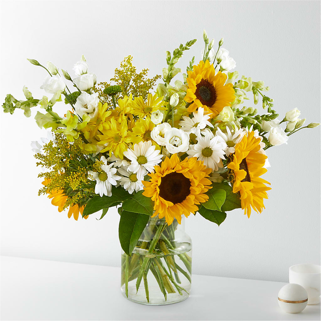Hello Sunshine Bouquet –  Floreria Principe De Paz Llc, Somerset NJ