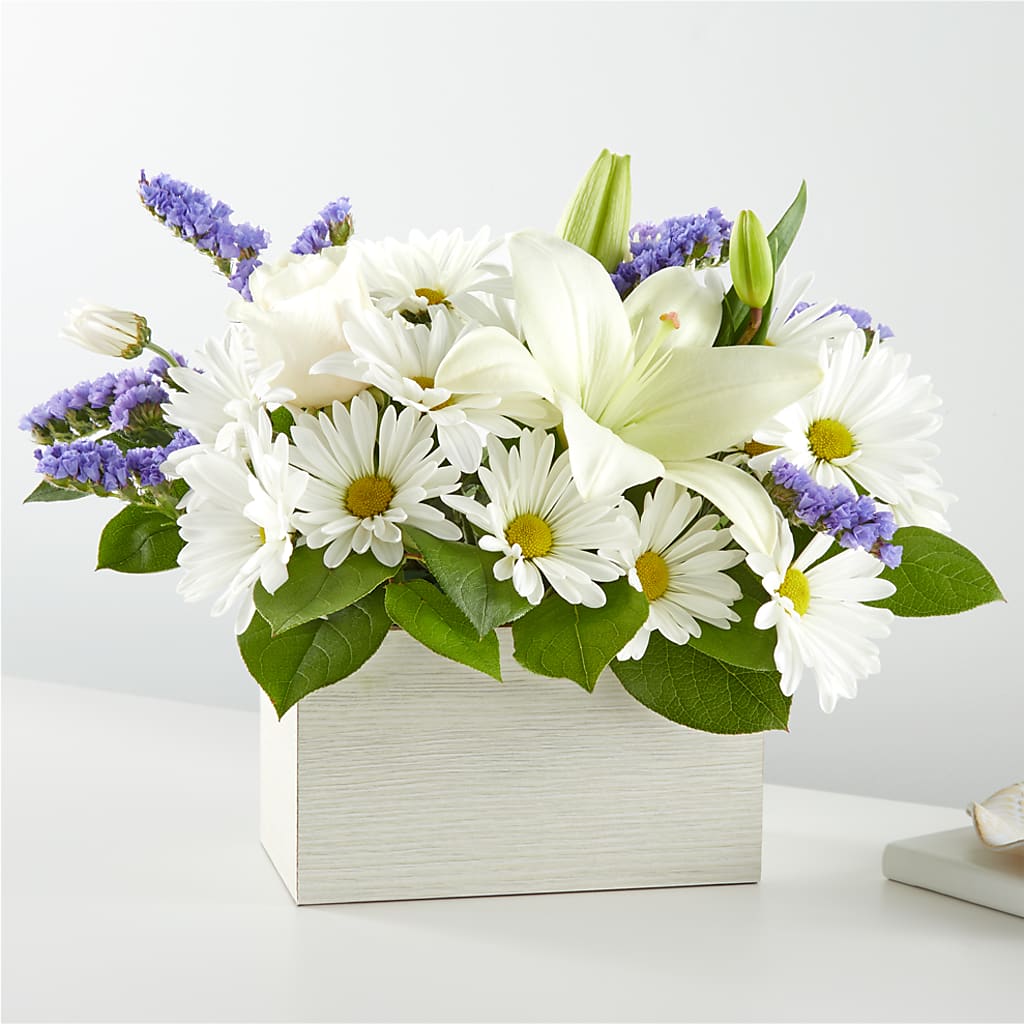 Beyond Blue Box Bouquet –  Floreria Principe De Paz Llc, Somerset NJ