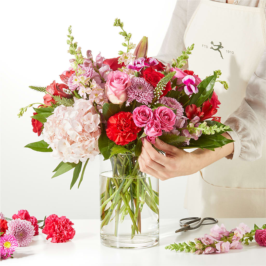 Swooning Over You - A Luxury Florist Original –  Floreria Principe De Paz Llc, Somerset NJ