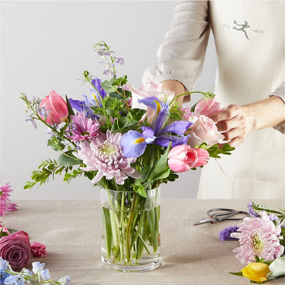 Pastel Tradition - A Florist Original –  Floreria Principe De Paz Llc, Somerset NJ