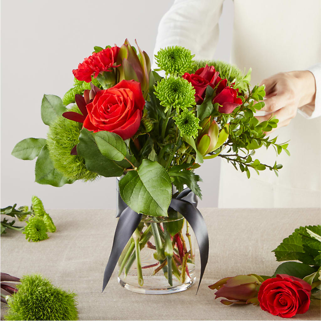 Heritage Kindle – A Florist Original –  Floreria Principe De Paz Llc, Somerset NJ