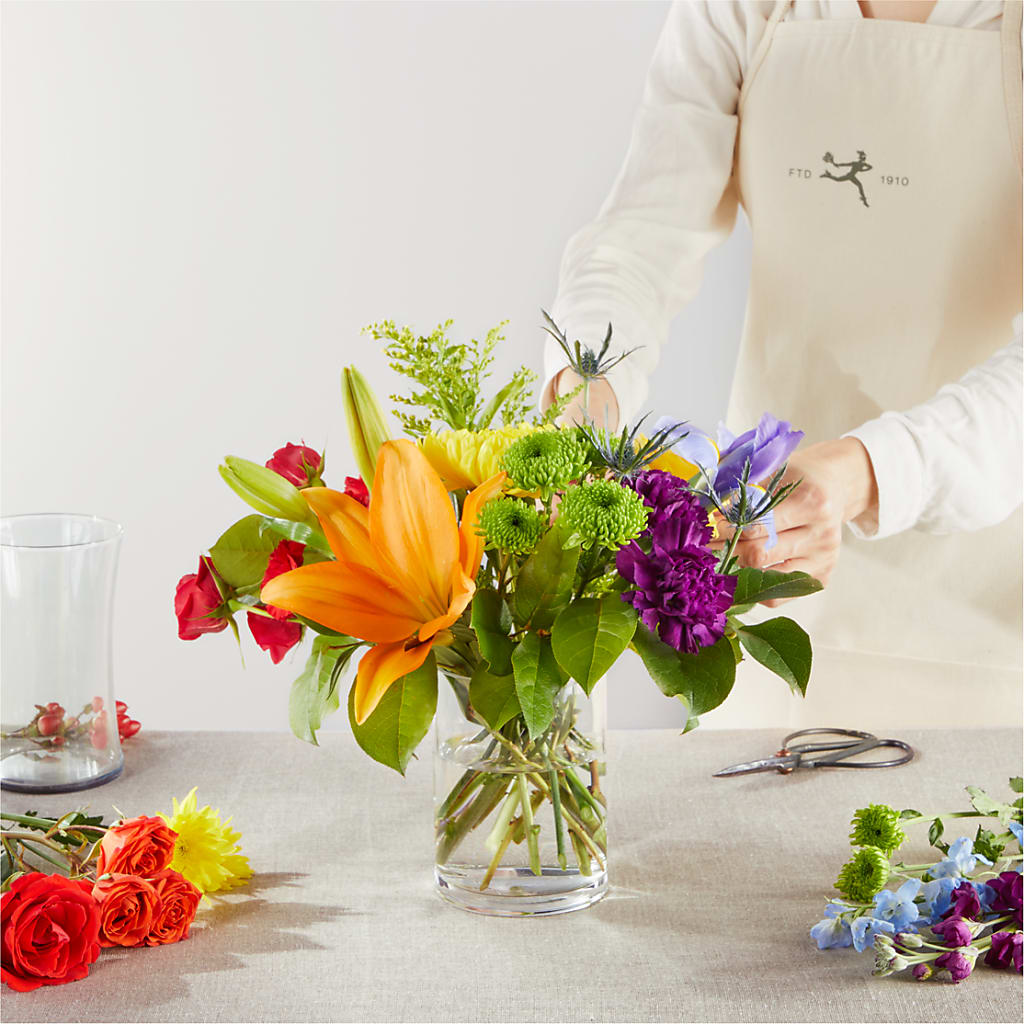 Summer Spectra - A Florist Original –  Floreria Principe De Paz Llc, Somerset NJ