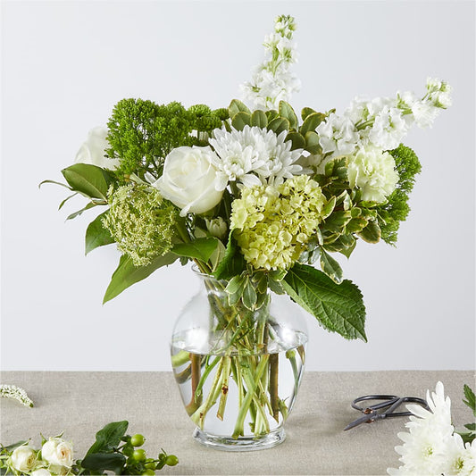 Irish Garden - A Florist Original –  Floreria Principe De Paz Llc, Somerset NJ