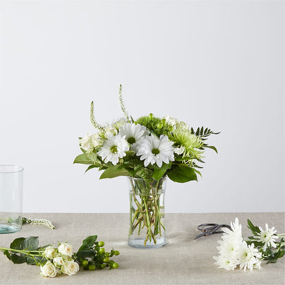 Irish Garden - A Florist Original –  Floreria Principe De Paz Llc, Somerset NJ