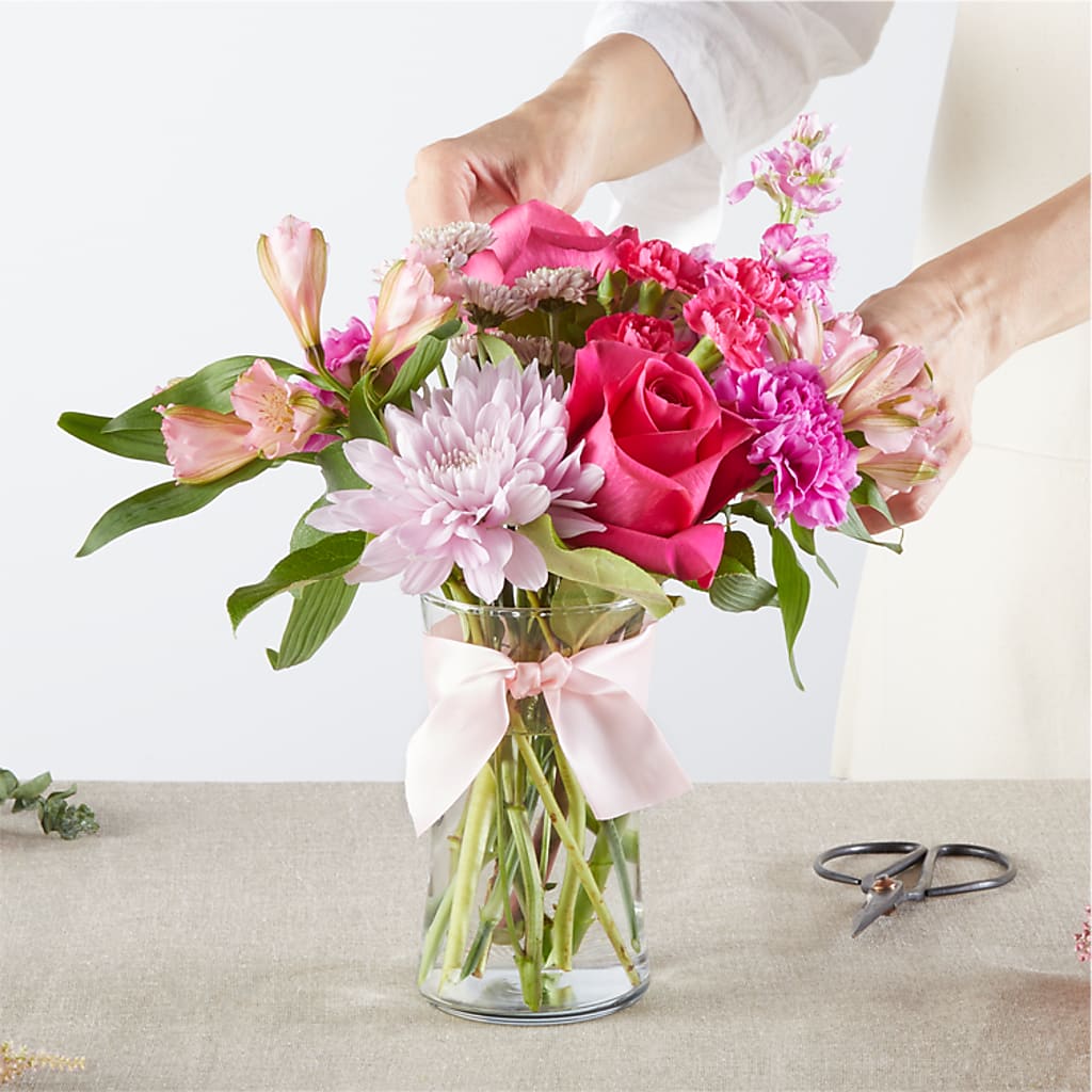 Pink Ribbon - A Florist Original –  Floreria Principe De Paz Llc, Somerset NJ