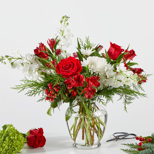 Merry Moment Bouquet – A Florist Original –  Floreria Principe De Paz Llc, Somerset NJ