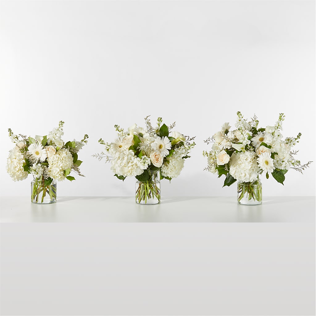 Sun-drenched Blooms Box Bouquet –  Floreria Principe De Paz Llc, Somerset NJ