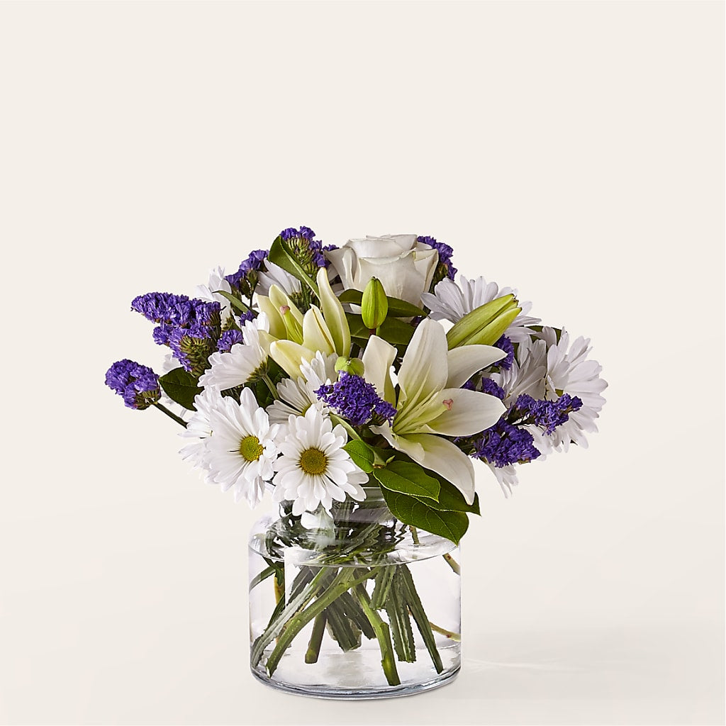 Beyond Blue Bouquet –  Floreria Principe De Paz Llc, Somerset NJ