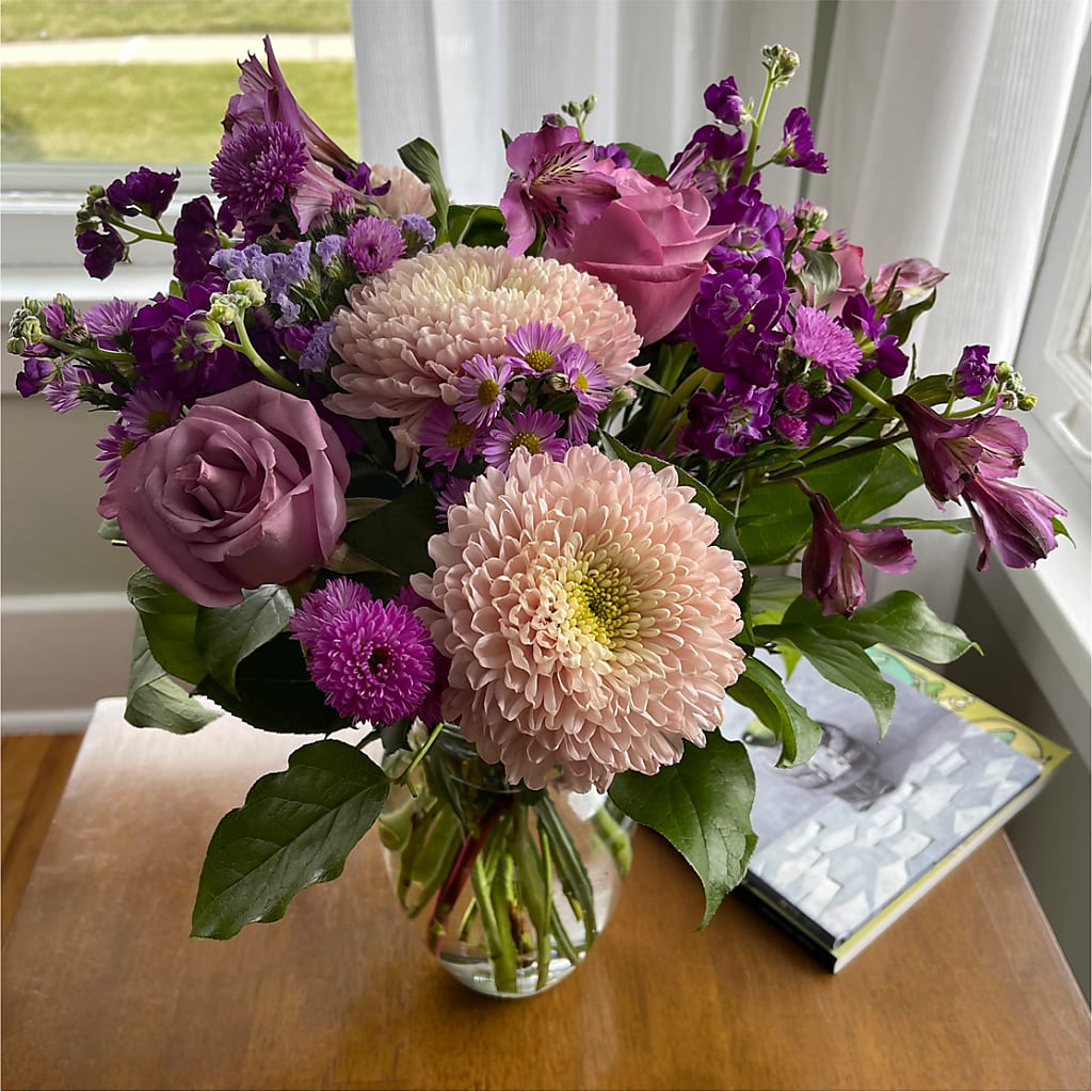 Ultraviolet Bouquet –  Floreria Principe De Paz Llc, Somerset NJ