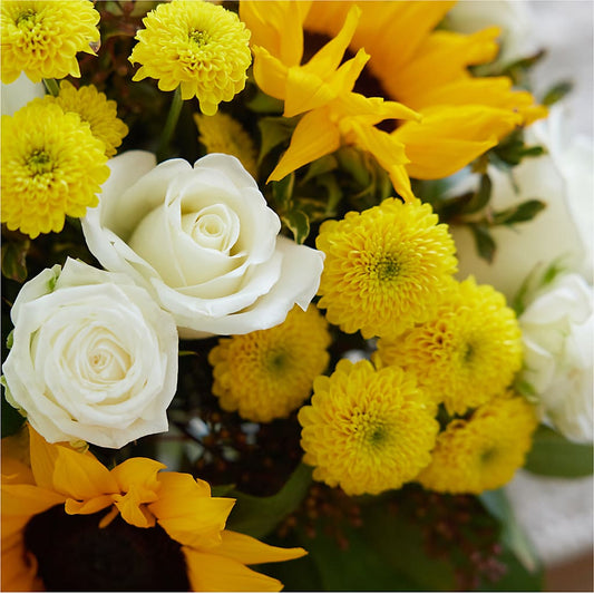 Luminous Morning Bouquet –  Floreria Principe De Paz Llc, Somerset NJ
