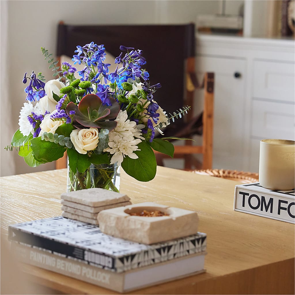 Cerulean Waves Bouquet –  Floreria Principe De Paz Llc, Somerset NJ
