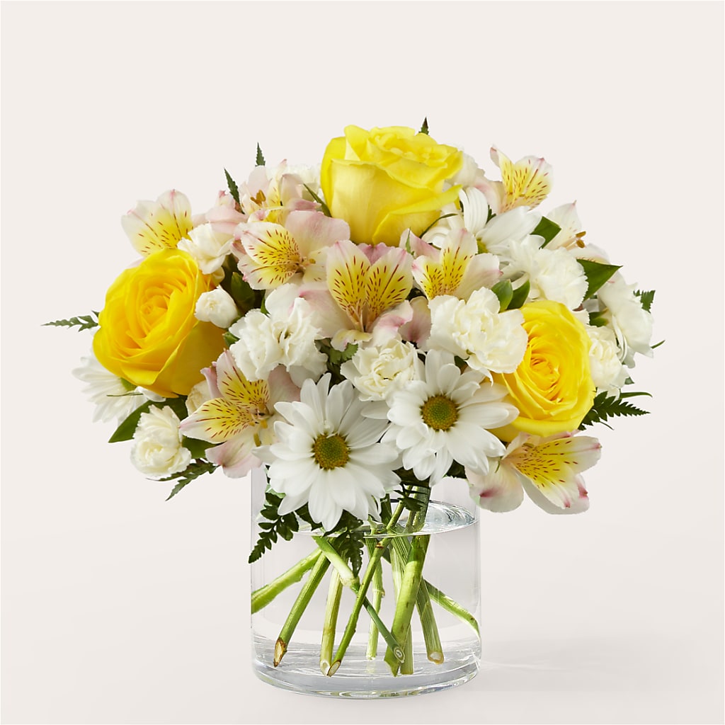Gleeful Bouquet –  Floreria Principe De Paz Llc, Somerset NJ