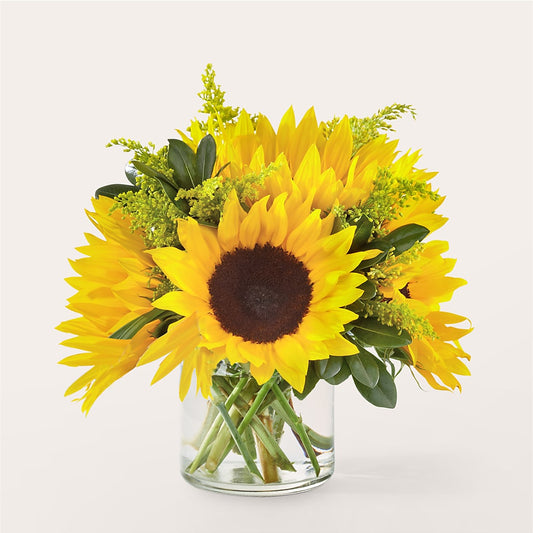 Beaming Sunflower Bouquet –  Floreria Principe De Paz Llc, Somerset NJ