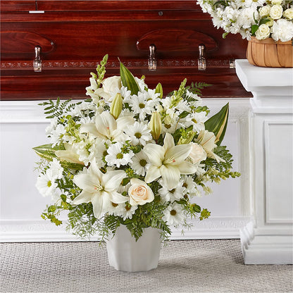 Thoughts of Tranquility Floor Basket –  Floreria Principe De Paz Llc, Somerset NJ