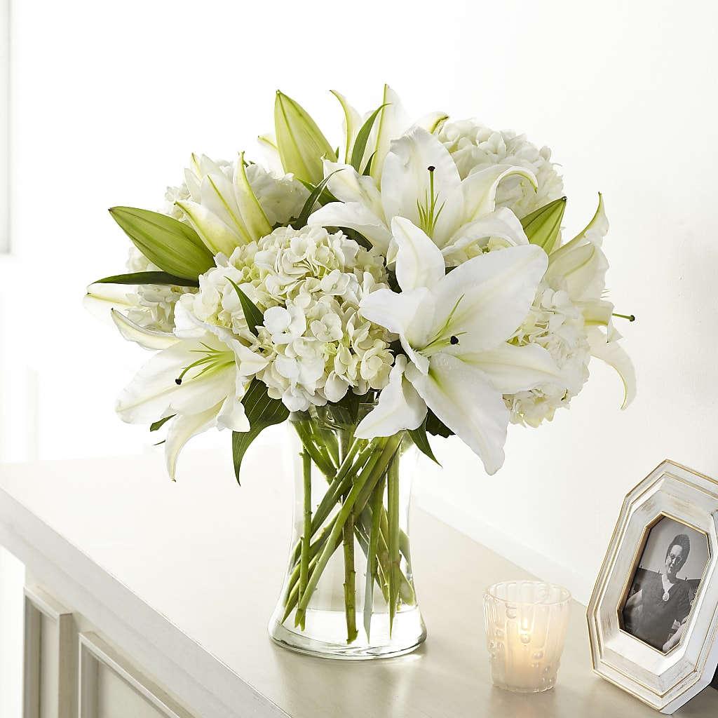Compassionate Lily Bouquet –  Floreria Principe De Paz Llc, Somerset NJ