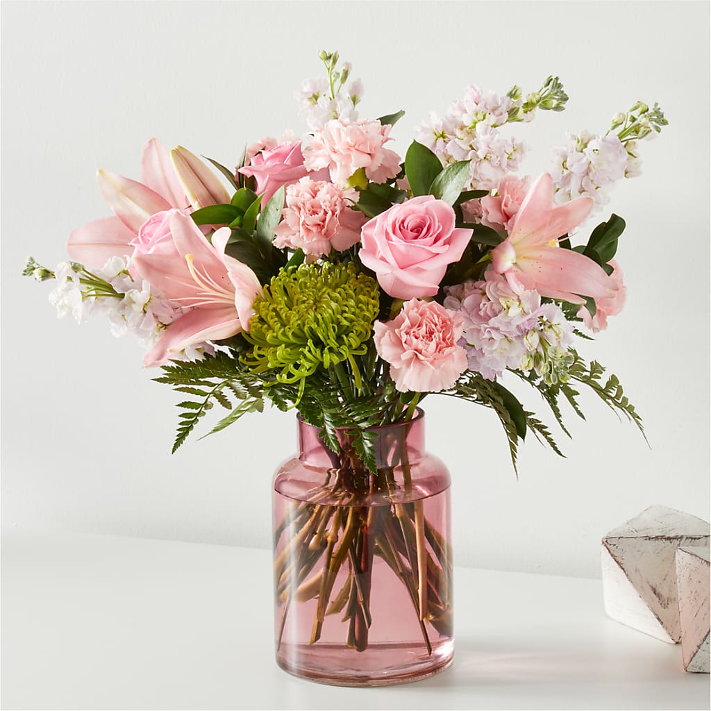 Pretty in Pink Bouquet –  Floreria Principe De Paz Llc, Somerset NJ