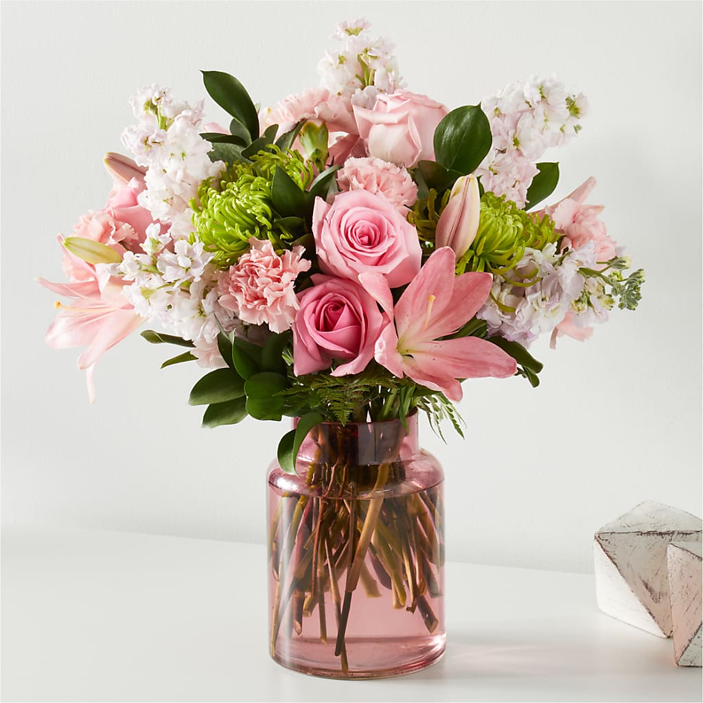 Pretty in Pink Bouquet –  Floreria Principe De Paz Llc, Somerset NJ