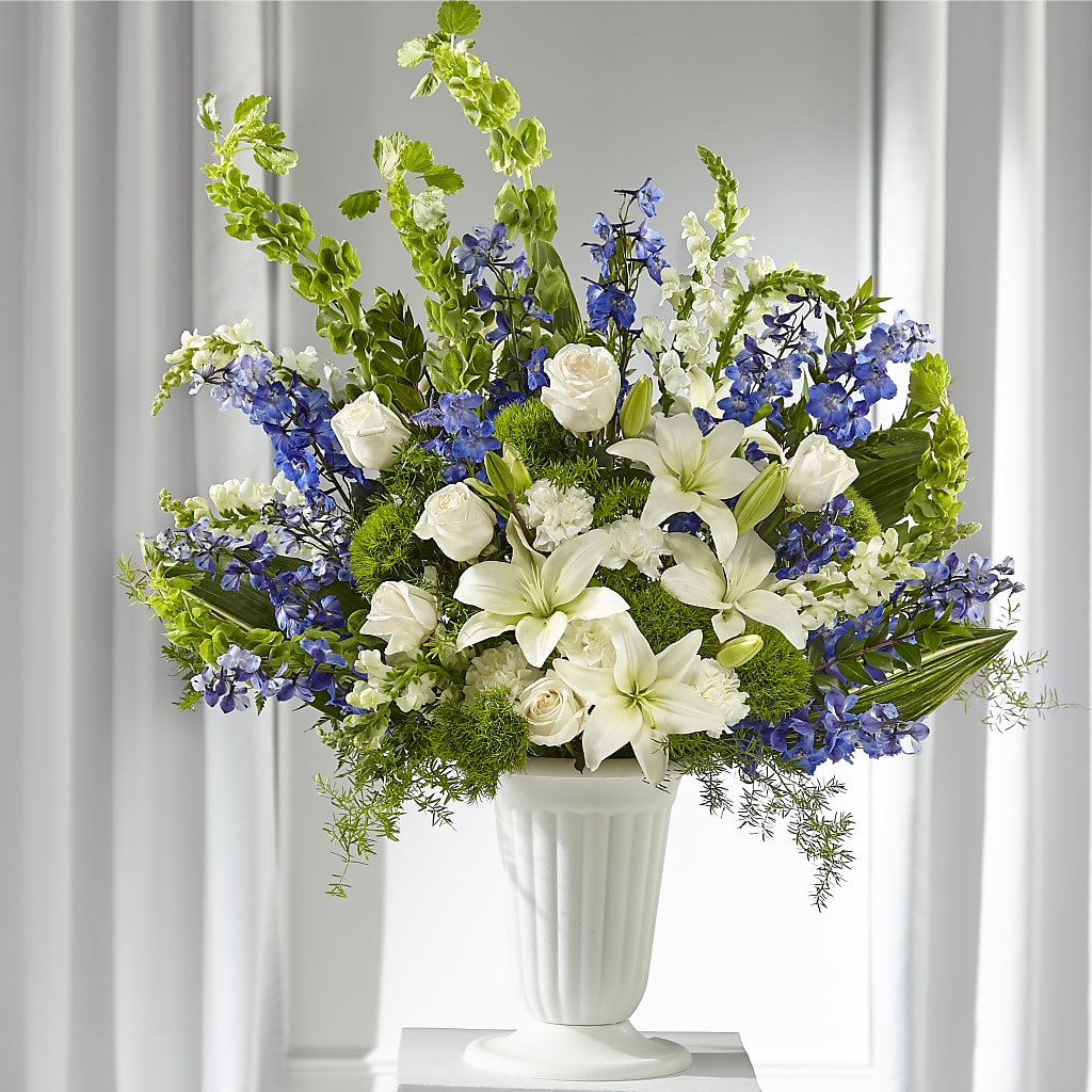 Heartfelt Hope Arrangement –  Floreria Principe De Paz Llc, Somerset NJ