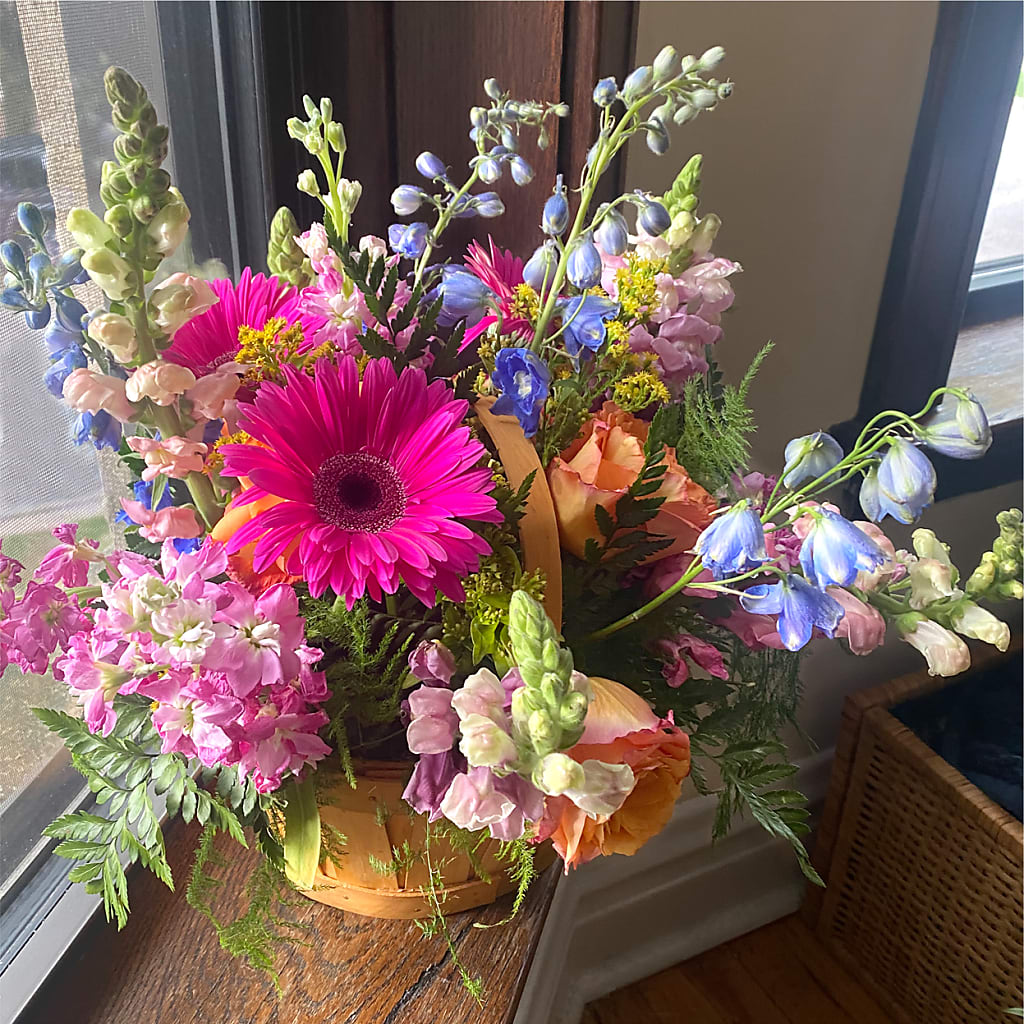 Garden of Life Basket –  Floreria Principe De Paz Llc, Somerset NJ