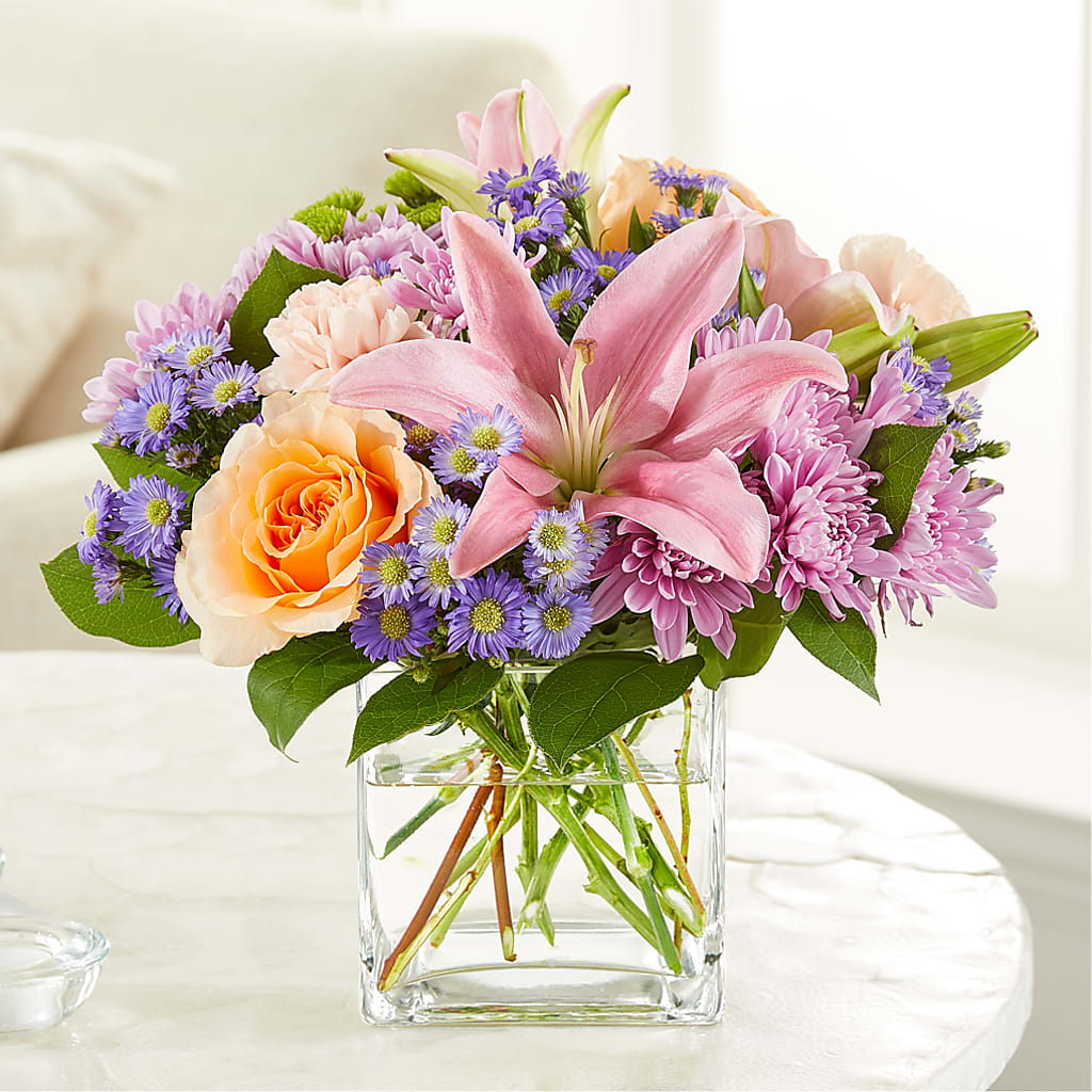 Delicate Details Bouquet –  Floreria Principe De Paz Llc, Somerset NJ