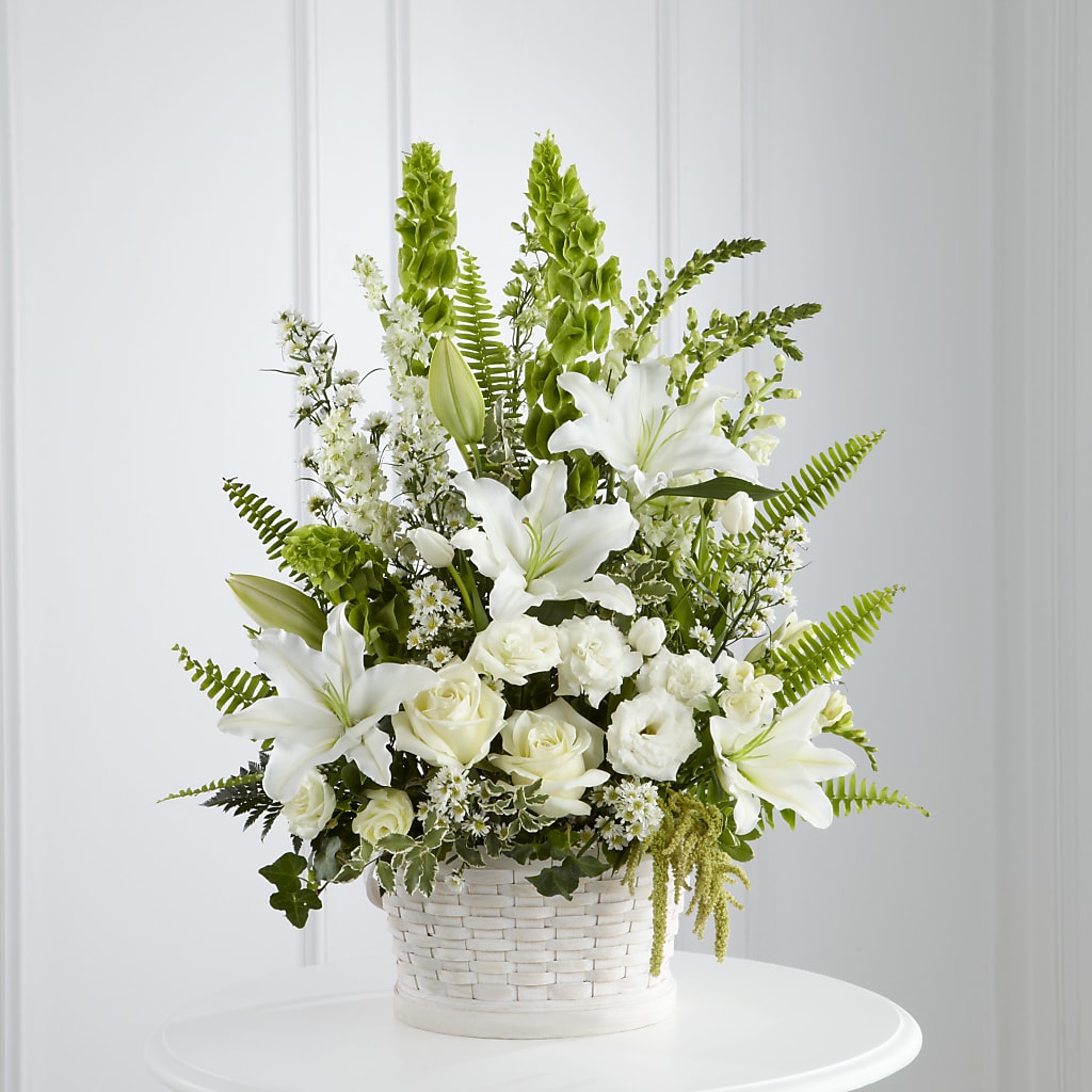 In Our Thoughts Arrangement –  Floreria Principe De Paz Llc, Somerset NJ