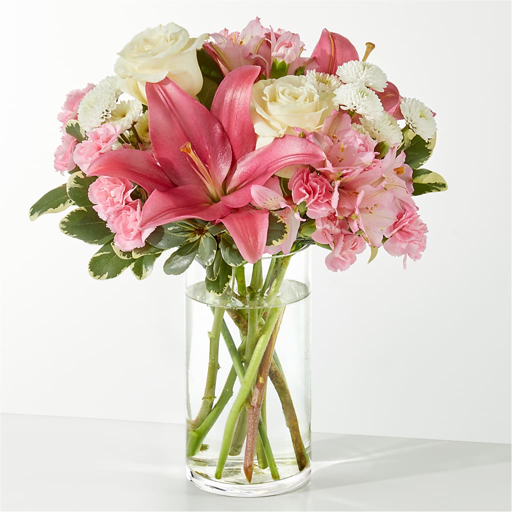 Piece of Cake Bouquet –  Floreria Principe De Paz Llc, Somerset NJ